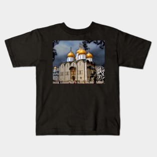 Russia. Moscow. Kremlin. Dormition Cathedral. Kids T-Shirt